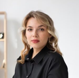 Алина
